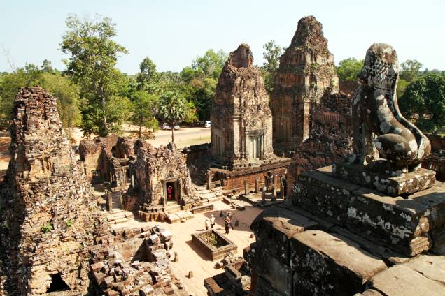 <strong>6. Pre Rup </strong>Este templo-montanha se ergue no meio da paisagem plana de Angkor, oferecendo uma vista inigualável do espaço ao seu redor. Foi construído em homenagem ao deus Shiva e provavelmente estava dentro de um ashram, do qual nada restou