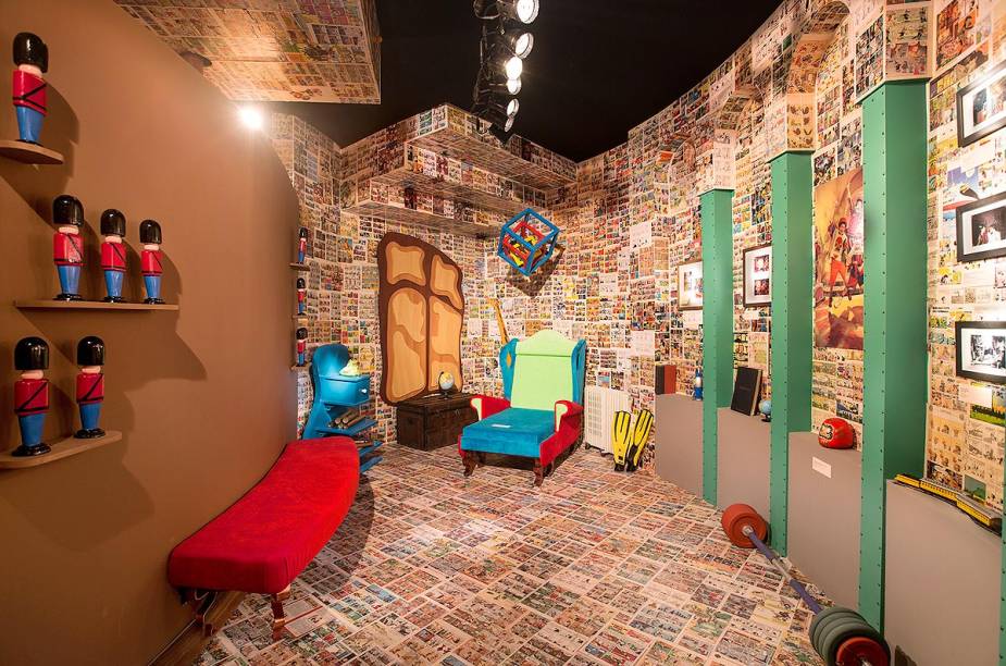 Quem nunca quis entrar no quarto do Nino através da porta giratória para brincar com as coisas dele? Na exposição do MIS, é possível. Para comemorar os 20 anos do Castelo Rá-Tim-Bum, da TV Cultura, o Museu da Imagem e do Som (MIS) de São Paulo (SP) inaugurou uma mostra sobre o programa. A exposição vai até 25 de janeiro de 2015 Quem nunca quis entrar no quarto do Nino através da porta giratória para brincar com as coisas dele? Na exposição do MIS, é possível. Para comemorar os 20 anos do Castelo Rá-Tim-Bum, da TV Cultura, o Museu da Imagem e do Som (MIS) de São Paulo (SP) inaugurou uma mostra sobre o programa. A exposição vai até 25 de janeiro de 2015