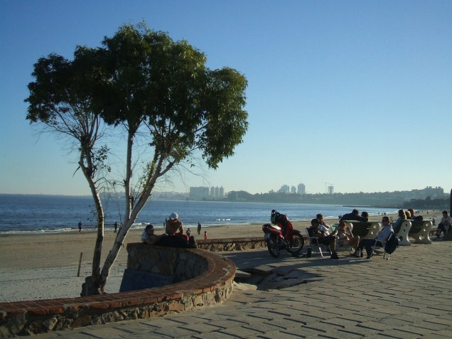 As ramblas são avenidas que margeiam o Rio da Prata, em Montevidéu, no Uruguai