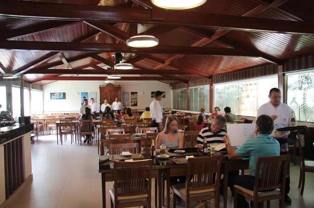 Salão do restaurante Remanso do Bosque