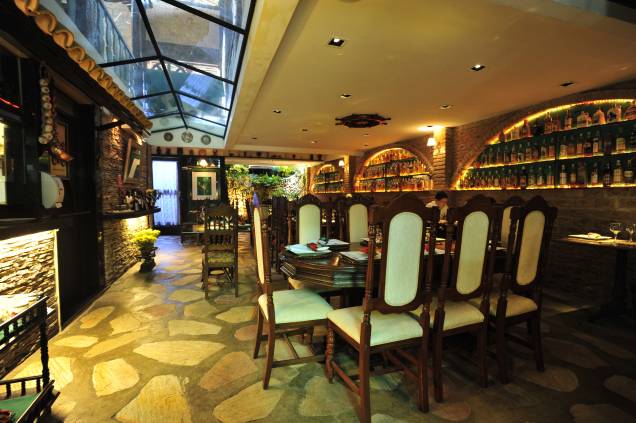 Salão do Restaurante Vojnilô, Fortaleza, Ceará Salão do Restaurante Vojnilô, Fortaleza, Ceará