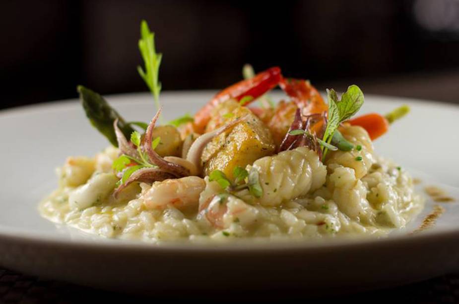 Risotto Allo Scoglio: arroz arbório, camarão, lula, robalo e vieira, Due Cuochi Cucina, São Paulo