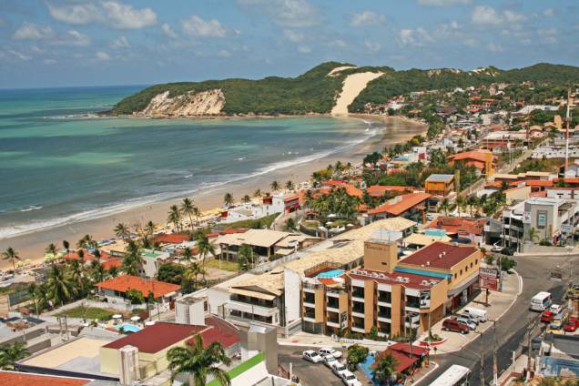 Ponta Negra, com o Morro do Careca ao fundo, tem alto-astral e boa oferta bares e restaurantes em Natal (RN), uma das finalistas na categoria Melhor Cidade no <strong>Prêmio VT 2012/2013 </strong> Ponta Negra, com o Morro do Careca ao fundo, tem alto-astral e boa oferta bares e restaurantes em Natal (RN), uma das finalistas na categoria Melhor Cidade no <strong>Prêmio VT 2012/2013 </strong>