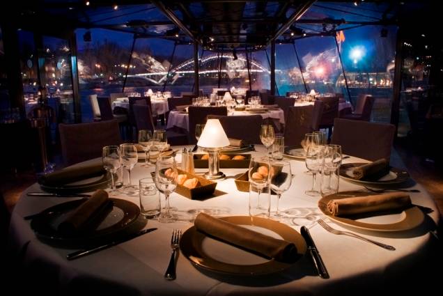 Sala de Jantar Panorãmico, Bateaux Parisiens Sala de Jantar Panorãmico, Bateaux Parisiens