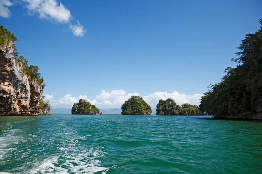 O Parque Nacional los Haitises, em Samaná, é uma das atrações obrigatórias na região