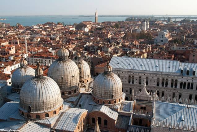 Cúpulas de São Marco, dominando o horizonte de Veneza