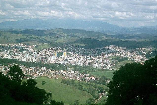 Vista aérea de <strong>São Lourenço</strong>, em <a href="https://viajeaqui.abril.com.br/estados/br-minas-gerais" rel="Minas Gerais" target="_blank">Minas Gerais</a> Vista aérea de <strong>São Lourenço</strong>, em <a href="https://viajeaqui.abril.com.br/estados/br-minas-gerais" rel="Minas Gerais" target="_blank">Minas Gerais</a>