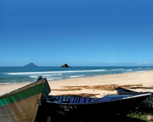 Barcos de pesca na Praia de Juquehy, em São Sebastião