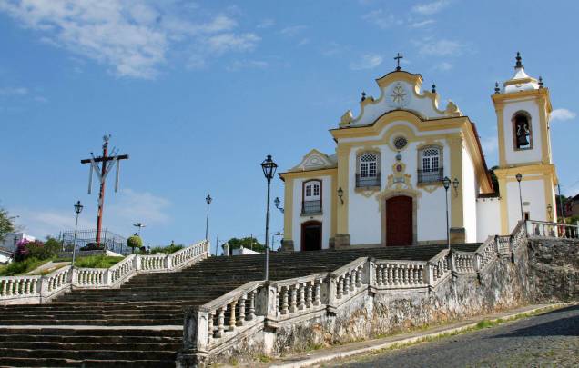 Entre as igrejas históricas de <a href="http://viajeaqui.abril.com.br/cidades/br-mg-sao-joao-del-rei" rel="São João del Rei (MG)" target="_blank">São João del Rei (MG)</a>, está a <a href="http://viajeaqui.abril.com.br/estabelecimentos/br-mg-sao-joao-del-rei-atracao-igreja-n-s-das-merces" rel="Nossa Senhora das Mercês" target="_blank">Nossa Senhora das Mercês</a>, que fica em um dos pontos mais altos da cidade 