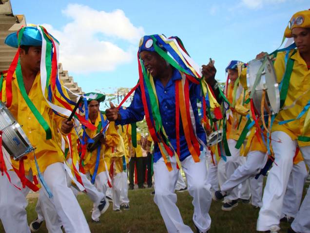 Dança de Cacumbi em <a href="https://viajeaqui.abril.com.br/cidades/br-se-laranjeiras" rel="Laranjeiras" target="_blank">Laranjeiras</a>, <a href="https://viajeaqui.abril.com.br/estados/br-sergipe" rel="Sergipe" target="_blank">Sergipe</a> Dança de Cacumbi em <a href="https://viajeaqui.abril.com.br/cidades/br-se-laranjeiras" rel="Laranjeiras" target="_blank">Laranjeiras</a>, <a href="https://viajeaqui.abril.com.br/estados/br-sergipe" rel="Sergipe" target="_blank">Sergipe</a>