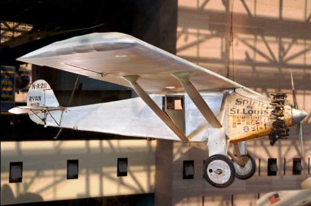 Spirit of St Louis, o avião em que Charles Lindbergh realizou a primeira travessia aérea transatlântica, em 1927, exposto em Washington DC