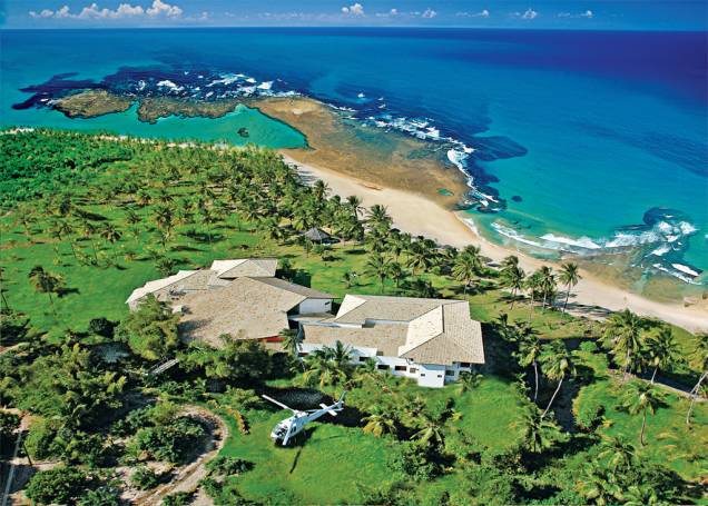 <strong>8º lugar: <a href="https://viajeaqui.abril.com.br/estabelecimentos/br-ba-barra-grande-atracao-praia-taipu-de-fora" rel="Taipu de Fora">Taipu de Fora</a>, <a href="https://viajeaqui.abril.com.br/cidades/br-ba-barra-grande" rel="Barra Grande">Barra Grande</a> <a href="https://viajeaqui.abril.com.br/estados/br-bahia" rel="(BA)">(BA)</a></strong>Mar azul-claro, areia dourada e uma fileira de coqueiros a perder de vista. Para apreciar a paisagem da praia mais bonita da península basta sentar num dos bares espalhados pela orla. Mas para conhecer o que Taipu tem de melhor é preciso alugar um snorkel e nadar nas piscinas naturais na maré baixa. <strong>8º lugar: <a href="https://viajeaqui.abril.com.br/estabelecimentos/br-ba-barra-grande-atracao-praia-taipu-de-fora" rel="Taipu de Fora">Taipu de Fora</a>, <a href="https://viajeaqui.abril.com.br/cidades/br-ba-barra-grande" rel="Barra Grande">Barra Grande</a> <a href="https://viajeaqui.abril.com.br/estados/br-bahia" rel="(BA)">(BA)</a></strong>Mar azul-claro, areia dourada e uma fileira de coqueiros a perder de vista. Para apreciar a paisagem da praia mais bonita da península basta sentar num dos bares espalhados pela orla. Mas para conhecer o que Taipu tem de melhor é preciso alugar um snorkel e nadar nas piscinas naturais na maré baixa.