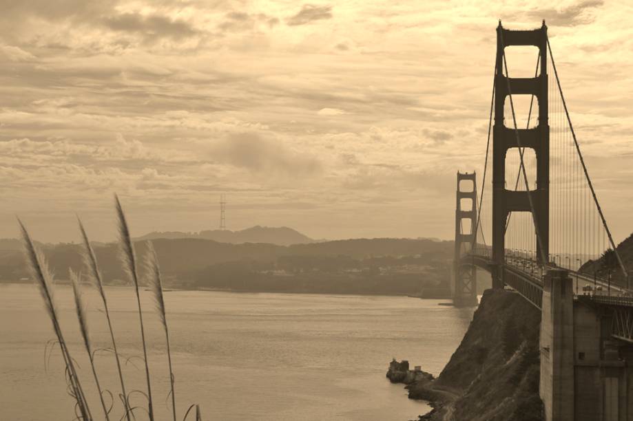 <a href="https://viajeaqui.abril.com.br/estabelecimentos/estados-unidos-san-francisco-atracao-golden-gate-bridge" rel="Ponte Golden Gate" target="_blank">Ponte Golden Gate</a>, em <a href="https://viajeaqui.abril.com.br/cidades/estados-unidos-san-francisco" rel="San Francisco" target="_blank">San Francisco</a>, Califórnia, nos <a href="https://viajeaqui.abril.com.br/paises/estados-unidos" rel="Estados Unidos" target="_blank">Estados Unidos</a> <a href="https://viajeaqui.abril.com.br/estabelecimentos/estados-unidos-san-francisco-atracao-golden-gate-bridge" rel="Ponte Golden Gate" target="_blank">Ponte Golden Gate</a>, em <a href="https://viajeaqui.abril.com.br/cidades/estados-unidos-san-francisco" rel="San Francisco" target="_blank">San Francisco</a>, Califórnia, nos <a href="https://viajeaqui.abril.com.br/paises/estados-unidos" rel="Estados Unidos" target="_blank">Estados Unidos</a>