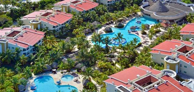 <strong><a href="http://www.melia.com/en/hotels/dominican-republic/punta-cana/the-reserve-at-paradisus-punta-cana-resort/index.html?codigoHotel=5912" rel="The Reserve, no Paradisus Punta Cana Resort" target="_blank">The Reserve, no Paradisus Punta Cana Resort</a> – <a href="http://viajeaqui.abril.com.br/paises/republica-dominicana" rel="República Dominicana" target="_blank">República Dominicana</a></strong>        O The Reserve é um hotel boutique preparado para receber famílias no Resort Paradisus Punta Cana. Entre as facilidades do resort estão piscinas para adultos e crianças, spa de hidroterapia, campos de golfe particular e uma zona para crianças com brinquedos divertidos e monitores treinados. O Concierge Familiar, profissional que tem o objetivo de satisfazer as necessidades dos hóspedes durante sua estadia, está incluído no valor da diária. O resort não fica à beira mar, mas tem transporte gratuito até a areia        <a href="http://www.booking.com/hotel/do/the-reserve-at-paradisus-punta-cana.pt-br.html?aid=332455&label=viagemabril-resortscaribeallinclusive" rel="Reserve a sua hospedagem nesse resort através do Booking.com" target="_blank"><em>Reserve a sua hospedagem nesse resort através do Booking.com</em></a>