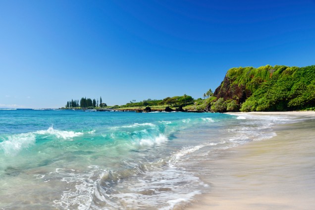 <strong>4. Hamoa Beach, Maui, Havaí</strong>Falésias, vegetação e palmeiras fazem de Hamoa Beach um pequeno paraíso havaiano