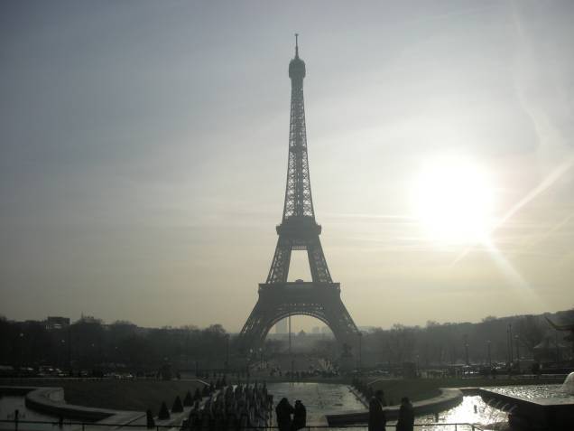 A vista da Torre Eiffel a partir do Palais Chaillot é uma das mais populares entre os turistas.