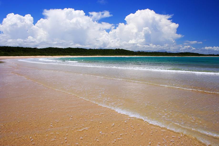 A praticamente deserta Ponta de Itaquena tem faixa de areia ampla e firme, ideal para caminhadas