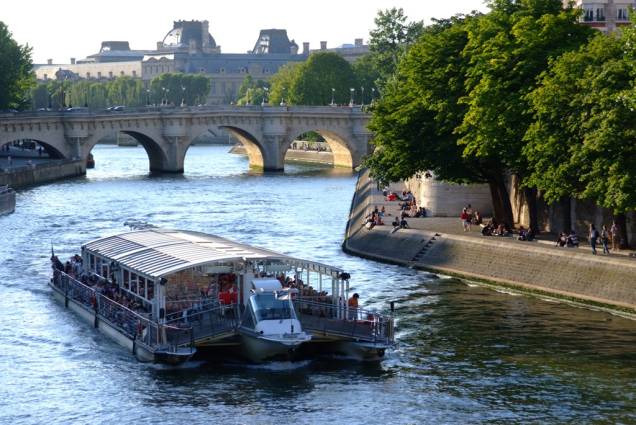 Bateaux Parisiens Bateaux Parisiens