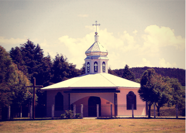 <strong>7. Prudentópolis (PR)</strong>                                        Principal refúgio das famílias ucranianas no país, a cidade paranaense tem arquitetura inspirada nas construções do país do leste europeu (principalmente as igrejas) e reúne diversas festas, costumes e pratos típicos que fazem a festa do turista