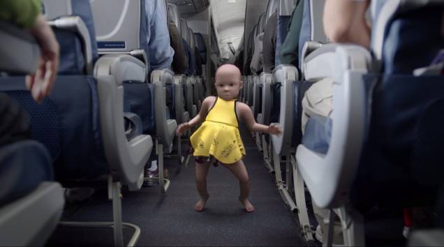 <strong>Bebê que dança</strong> Esse surgiu antes mesmo da internet (brinks): o <a href="https://www.youtube.com/watch?v=-5x5OXfe9KY" rel="Dancing Baby" target="_blank">Dancing Baby</a> circulou nos primórdios da era digital, em 1996, através de correntes e e-mails (lembra disso?). Imagine o frisson das pessoas na época ao ver uma animação em 3D! Não é magia, é tecnologia <strong>Bebê que dança</strong> Esse surgiu antes mesmo da internet (brinks): o <a href="https://www.youtube.com/watch?v=-5x5OXfe9KY" rel="Dancing Baby" target="_blank">Dancing Baby</a> circulou nos primórdios da era digital, em 1996, através de correntes e e-mails (lembra disso?). Imagine o frisson das pessoas na época ao ver uma animação em 3D! Não é magia, é tecnologia