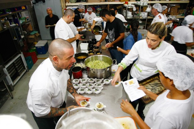 O festival já recebeu chefs famosos como Alex Atala (à esquerda)