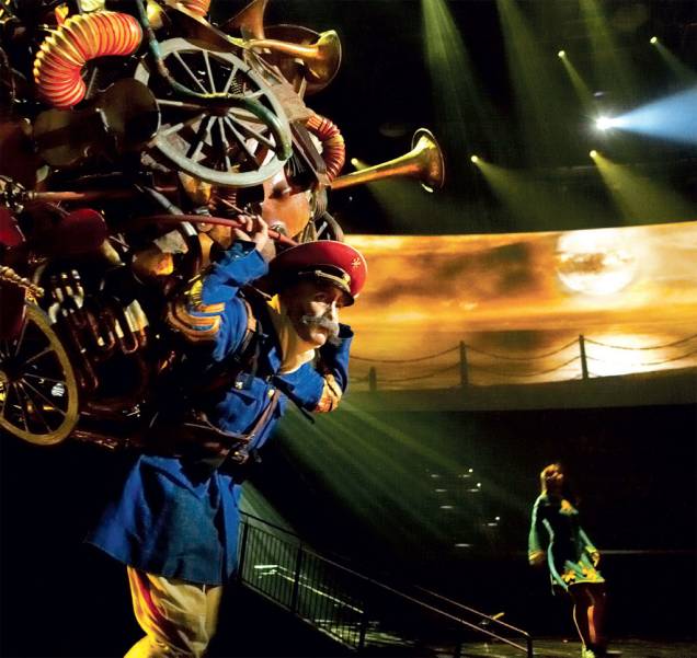 O espetáculo Love, do Cirque du Soleil, em seu momento Sgt. Pepper’s O espetáculo Love, do Cirque du Soleil, em seu momento Sgt. Pepper’s