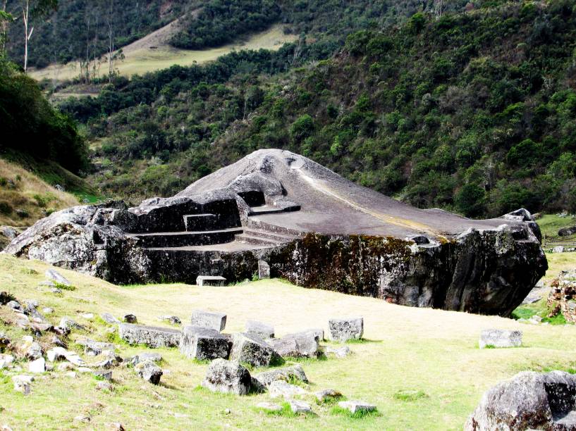 <strong>Vilcabamba – Peru</strong>Limitada pelos cânions do Apurímac e Willcamayu, Vilcabamba foi o último bastião da resistência inca ante a invasão espanhola. A cidade acolheu a linhagem real inca remanescente que impôs resistência aos espanholes até meados do século 16