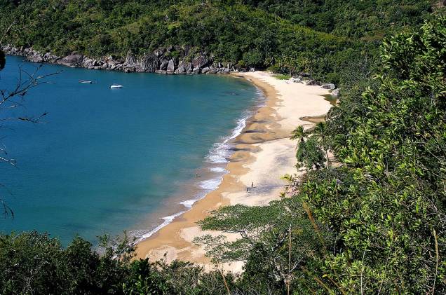 A praia do Jabaquara, a última acessível por carro, ao norte da Ilha A praia do Jabaquara, a última acessível por carro, ao norte da Ilha