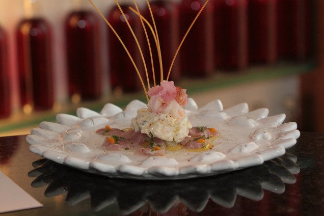 Um dos principais pratos da gastronomia peruana, o tiradito é um dos carros-chefes do Wanchako, juntamente com o ceviche Um dos principais pratos da gastronomia peruana, o tiradito é um dos carros-chefes do Wanchako, juntamente com o ceviche
