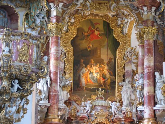 A Wieskirche é uma obra-prima do estilo rococó A Wieskirche é uma obra-prima do estilo rococó