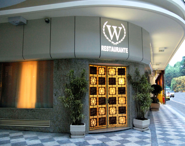 Restaurante do hotel Windsor Astúrias, no Centro do Rio de Janeiro