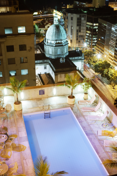 Piscina do hotel Windsor Guanabara, no Centro do Rio de Janeiro