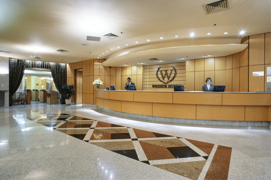 Lobby do hotel Windsor Plaza, em Copacabana, Rio de Janeiro