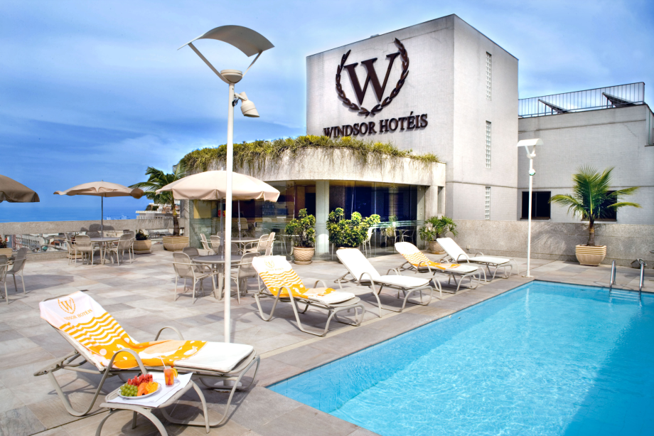 Piscina do hotel Windsor Plaza, em Copacabana, Rio de Janeiro