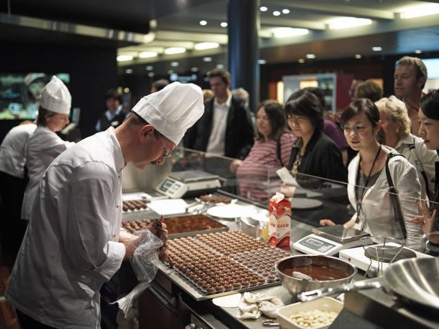No festival "Soul of Chocolate", realizado no aeroporto de Zurique, o visitante pode observar o preparo e também degustar os diferentes tipos de chocolate
