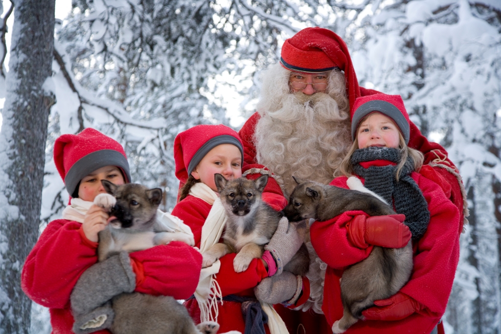 Papai Noel, Elfos, Cães, Rovaniemi, Finlândia