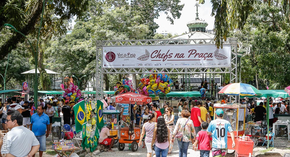 Chefs na Praça, no festival Ver-o-Peso, em Belém (PA)