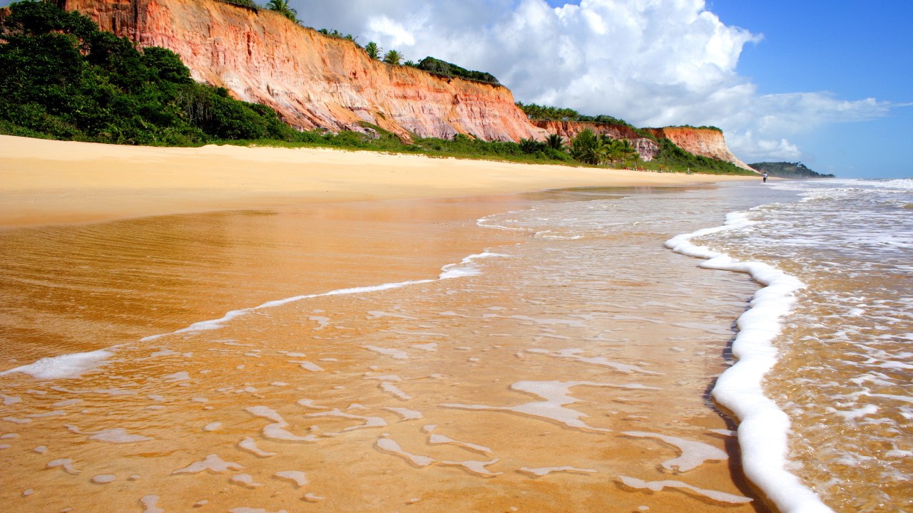Praia do Taípe, em Trancoso, Porto Seguro, Bahia