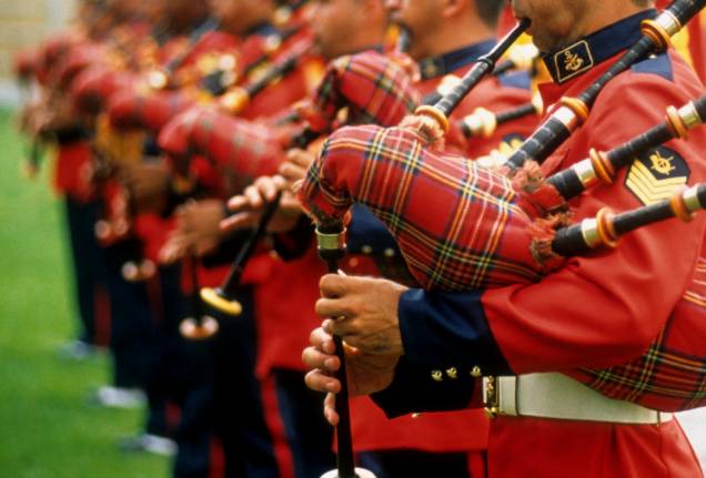 Banda militar escocesa com suas gaitas de fole