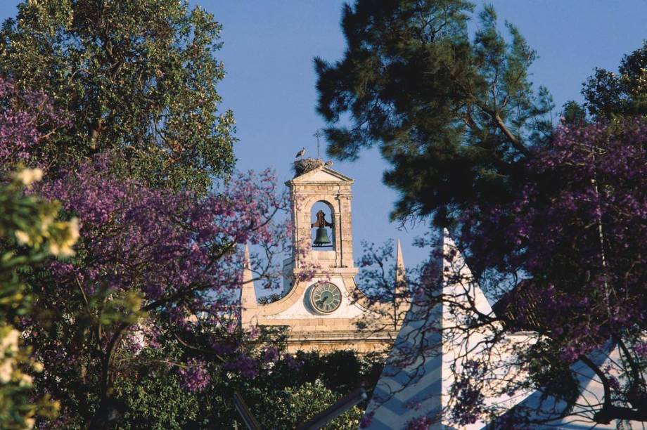 Arco da Vila Sé, na cidade de Faro, em Portugal