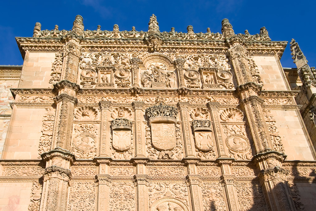 Fundada no século 13, a Universidade de Salamanca é uma das mais importantes da Espanha