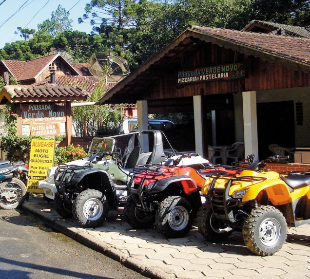 Quadriciclos  e bugues para passeios