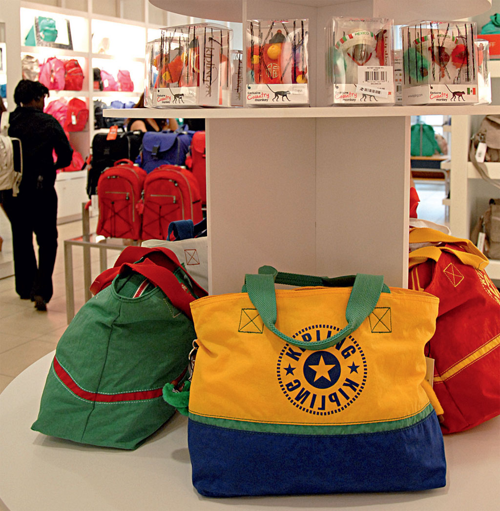 Bolsas da Kipling no Orlando Premium Outlets – Vineland Avenue Bolsas da Kipling no Orlando Premium Outlets – Vineland Avenue