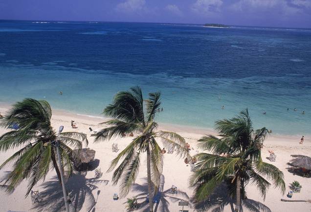 Os tons variados da cor da água em San Andrés, no Caribe, lhe renderam o título de “mar de sete cores”