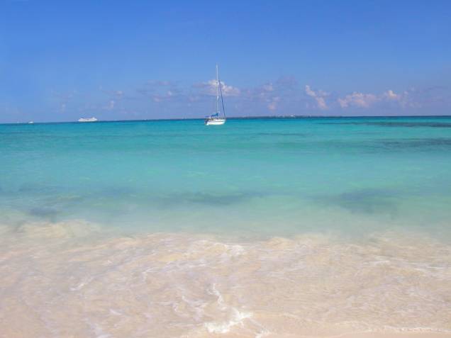 Com águas azul-turquesa e mornas, Cancún é hoje o principal destino turístico do México Com águas azul-turquesa e mornas, Cancún é hoje o principal destino turístico do México