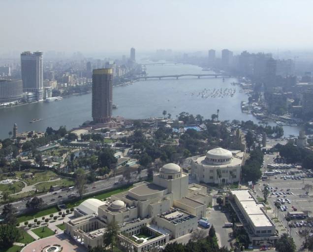 A vida no Egito depende totalmente do rio Nilo e no Cairo não é diferente. Aqui encontram-se várias das melhores opções de hospedagem e alimentação da cidade