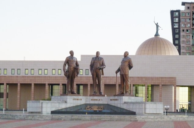 Monumento dos Três Chefes