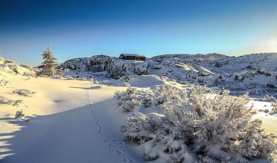 A Serra coberta por neve