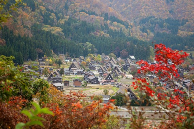 Vila de Shirakawago durante o outono