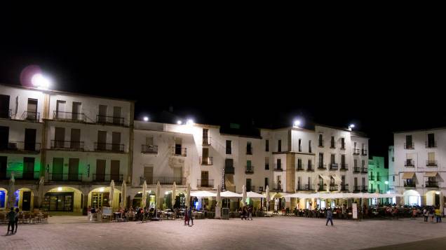 Movimento noturno de Cáceres Movimento noturno de Cáceres